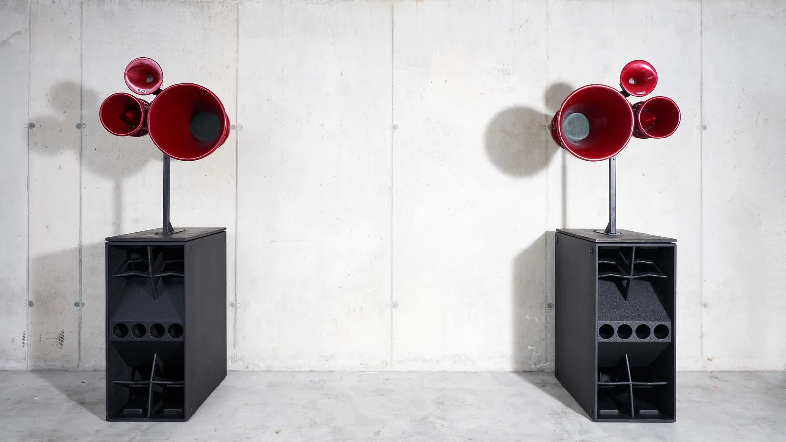 Void Acoustics — PA Anlage mieten Zürich · Stereo S